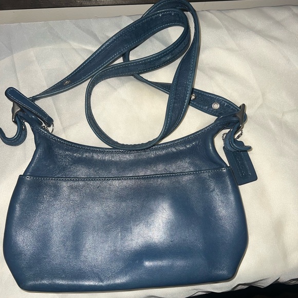 COACH 9136 LEGACY Blue GLOVE LEATHER S ZIPPERED MESSENGER CROSS-BODY - Picture 5 of 9